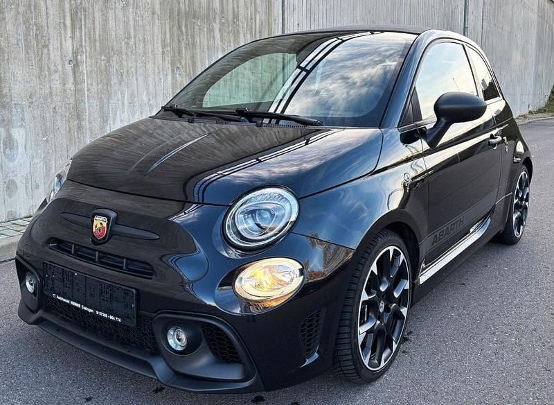 Schwarz Gebraucht 2020 Abarth 595 Competizione Cabrio | 19.300 € (Guter Preis) - Bild 1/4