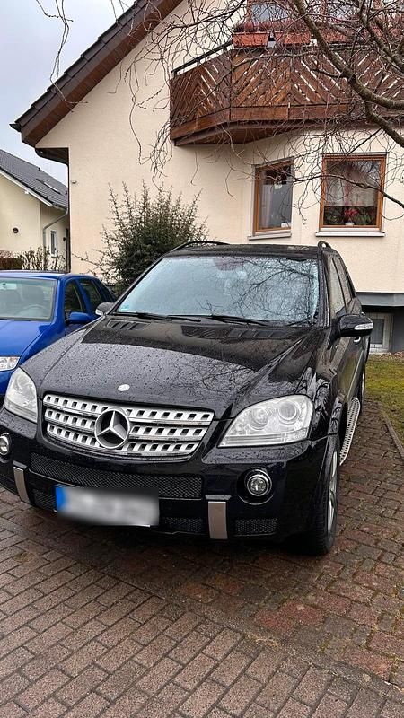 Gebraucht Mercedes ML420 306 PS (225 kW) 2007 Schwarz SUV