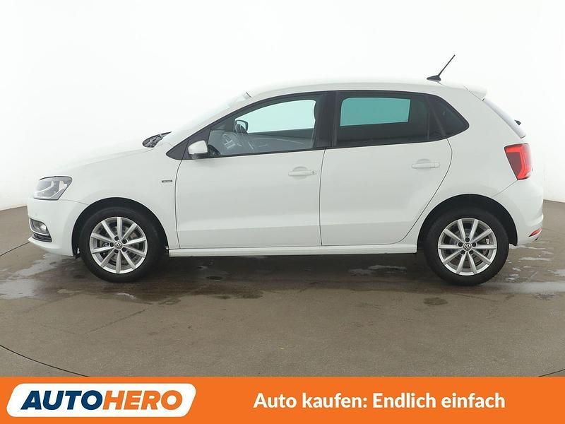 Gebraucht VW Polo LOUNGE 90 PS (66 kW) 2015 Weiß Kleinwagen