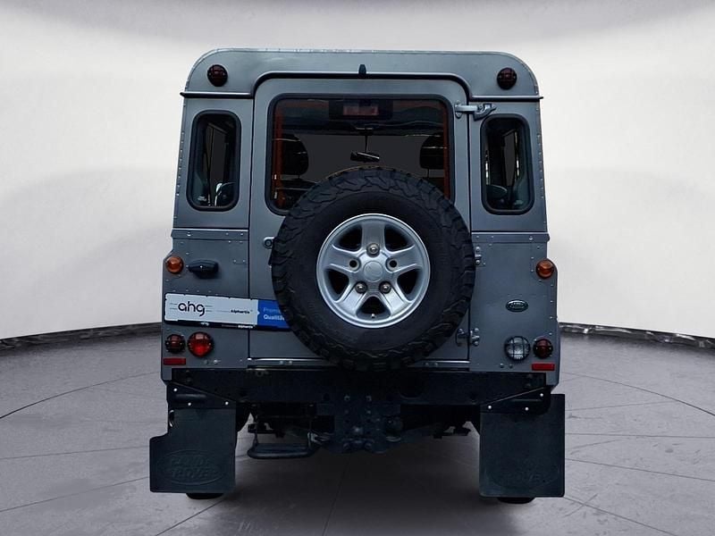 Gebraucht Land Rover Defender 122 PS (89 kW) 2013 Silber Limousine