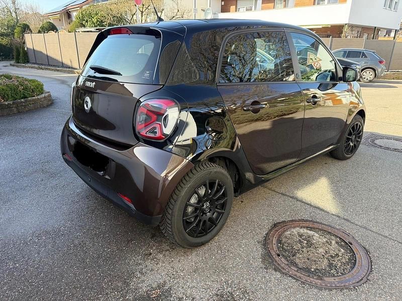 Gebraucht Smart ForFour Electric Drive 60 kW (82 PS) 2020 Braun Kleinwagen