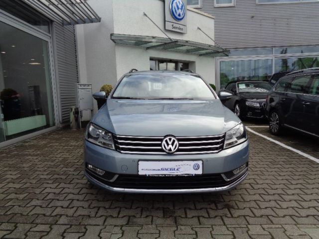 Gebraucht VW Passat Comfortline 140 PS (102 kW) 2013 Grau metallic Kombi