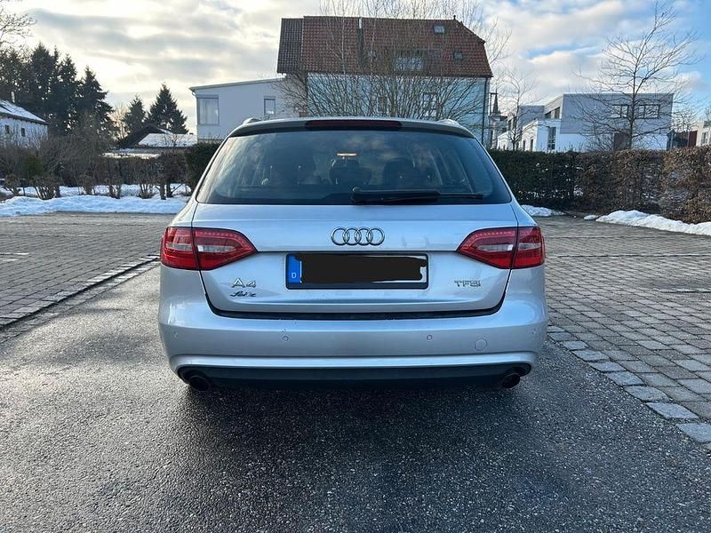 Gebraucht Audi A4 Attraction 170 PS (125 kW) 2013 Silber Kombi
