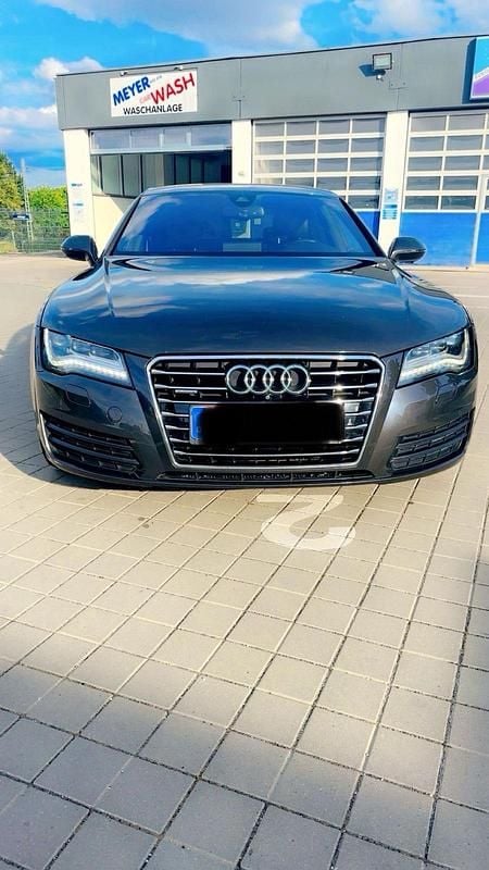 Grau Gebraucht 2011 Audi A7 Kleinwagen | 12.000 € (Superpreis) - Bild 1/4