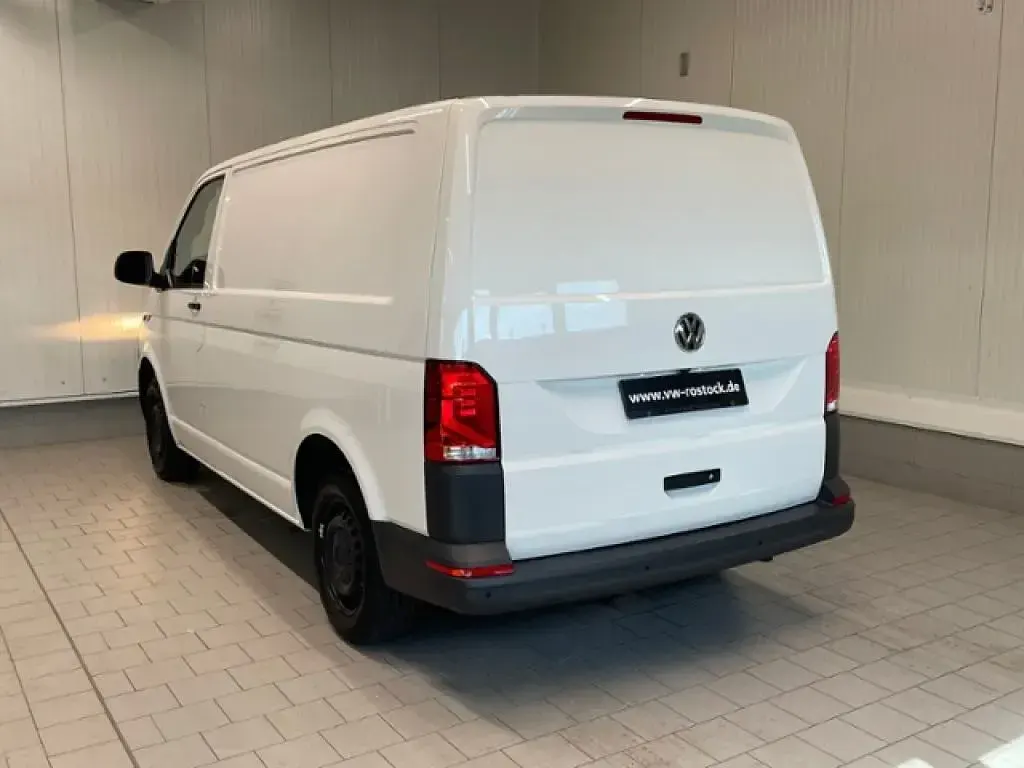 Gebraucht VW Transporter 110 PS (80 kW) 2021 Candyweiß Van