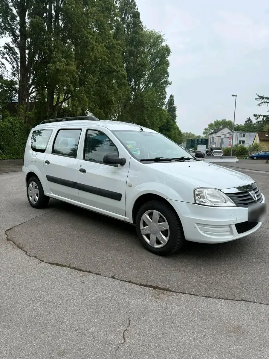 Gebraucht Dacia Logan 87 PS (63 kW) 2011 Weiß Kombi