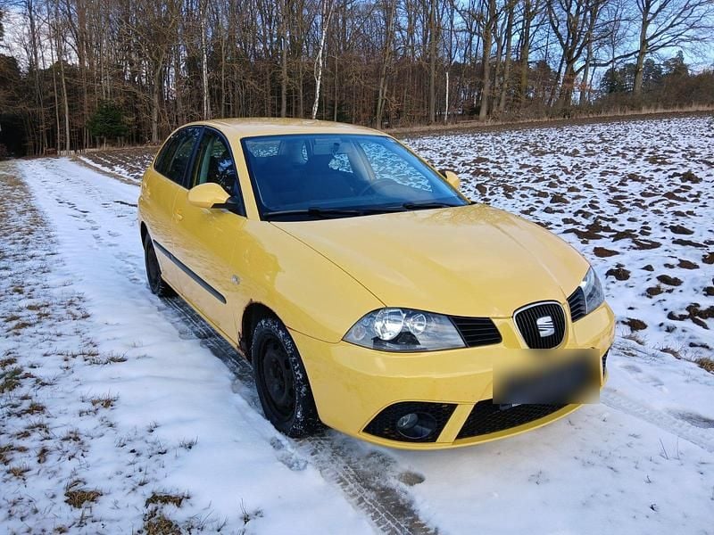 Gelb Gebraucht 2007 Seat Ibiza Kleinwagen | 750 € (Superpreis) - Bild 1/4