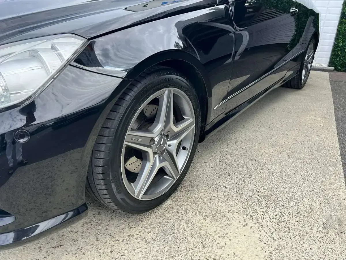 Gebraucht Mercedes E350 265 PS (194 kW) 2012 Schwarz  unilack Coupé