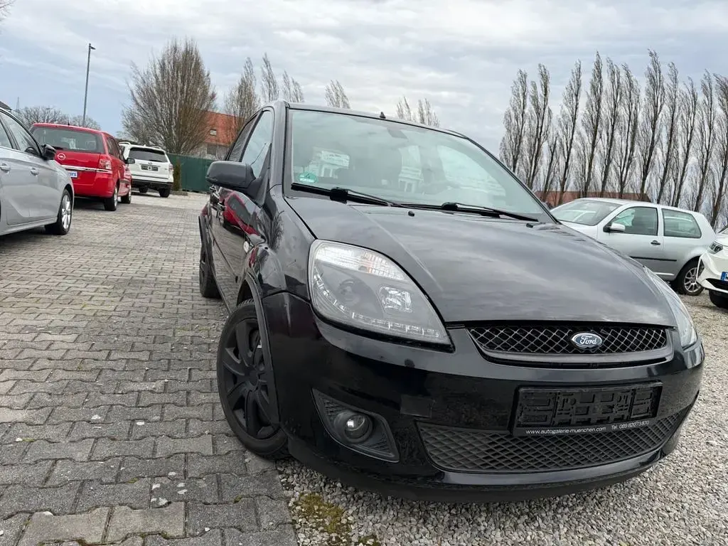 Gebraucht Ford Fiesta 75 PS (55 kW) 2009 Schwarz Limousine
