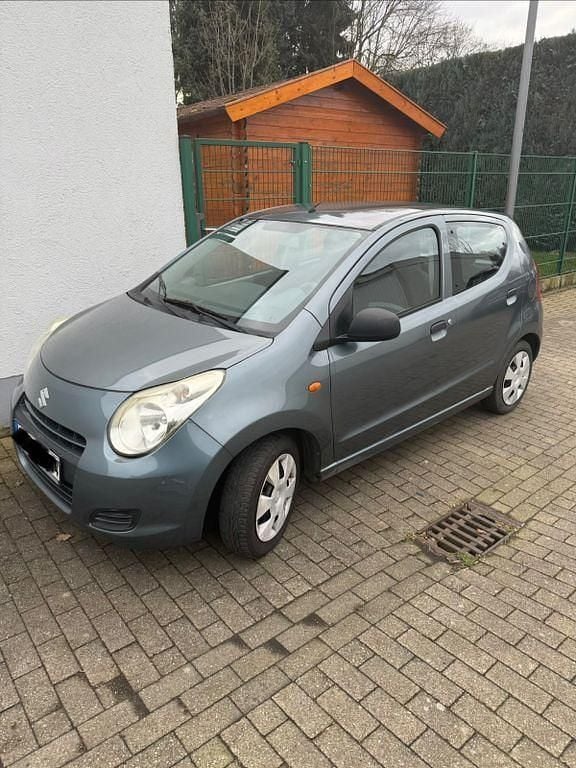 Gebraucht Suzuki Alto 68 PS (50 kW) 2011 Grau Kleinwagen