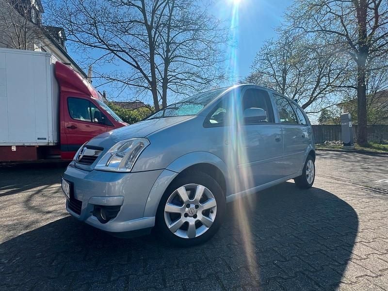 Blau Gebraucht 2007 Opel Meriva Van / Kleinbus | 2.800 € (Etwas zu teuer) - Bild 1/4