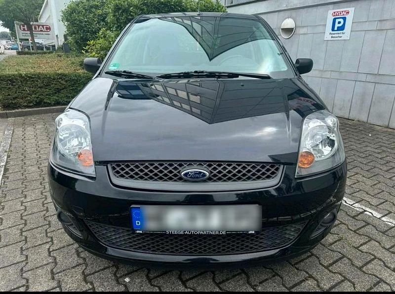 Gebraucht Ford Fiesta 102 PS (75 kW) 2005 Schwarz Coupé