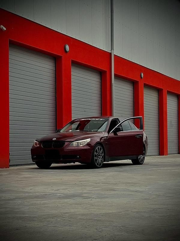 Gebraucht BMW 520 177 PS (130 kW) 2005 Andere farben Limousine