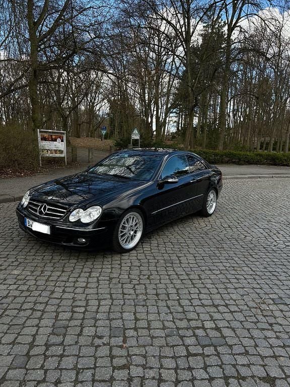 Schwarz Gebraucht 2008 Mercedes CLK280 Avantgarde Coupé | 8.999 € (Fairer Preis) - Bild 1/4