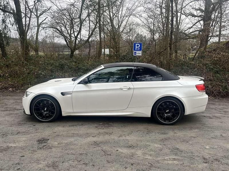 Weiß Gebraucht 2008 BMW M3 Cabriolet Basis Cabrio | 39.200 € (Fairer Preis) - Bild 1/4