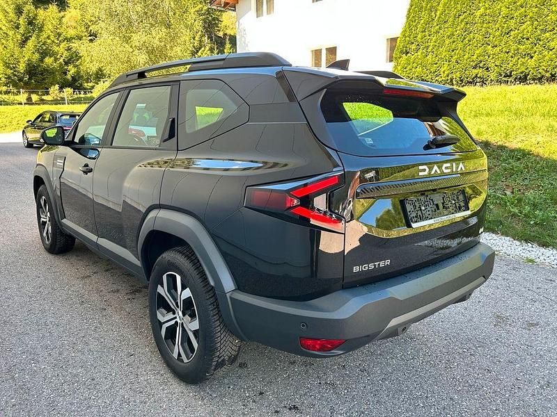 Neu Dacia Bigster Expression 131 PS (96 kW) 2025 Schwarz SUV