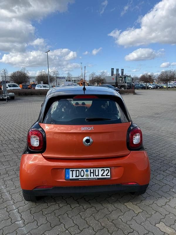 Gebraucht Smart ForFour 71 PS (52 kW) 2015 Orange Kleinwagen