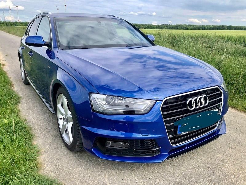 Gebraucht Audi A4 S-Line 245 PS (180 kW) 2015 Blau Kombi