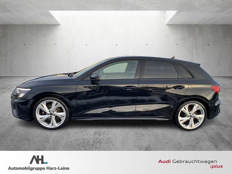 Gebraucht Audi S3 Ambiente 310 PS (228 kW) 2024 Mythosschwarz metallic Limousine