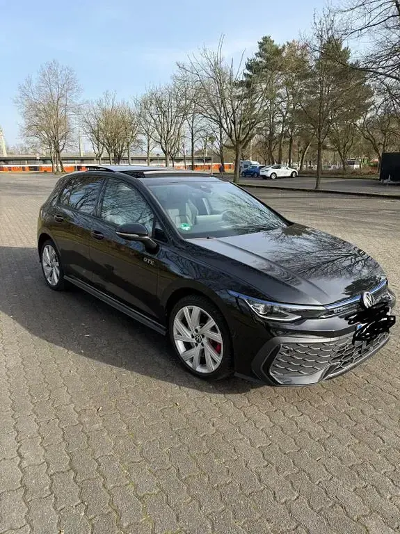 Gebraucht VW Golf VIII GTE 272 PS (200 kW) 2025 Schwarz Limousine