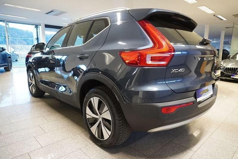 Gebraucht Volvo XC40 211 PS (155 kW) 2021 Blau SUV