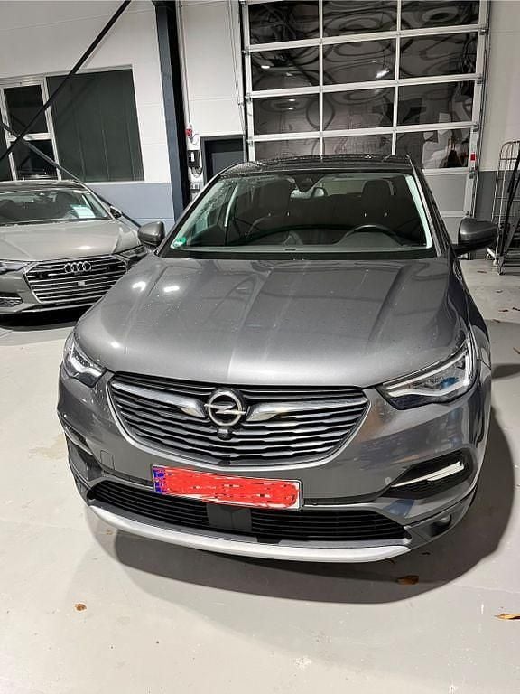 Grau Gebraucht 2021 Opel Grandland X Business SUV | 15.500 € (Etwas zu teuer) - Bild 1/4