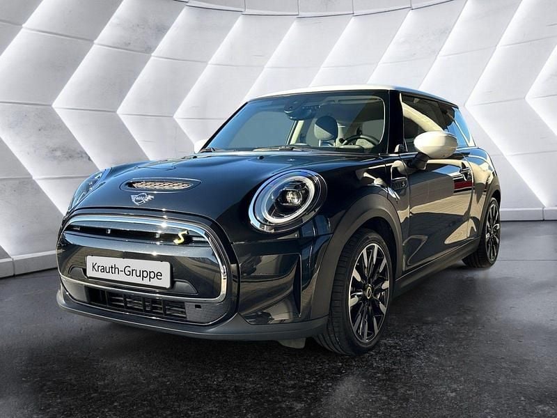 Gebraucht Mini Cooper SE 135 kW (184 PS) 2023 Schwarz Kleinwagen
