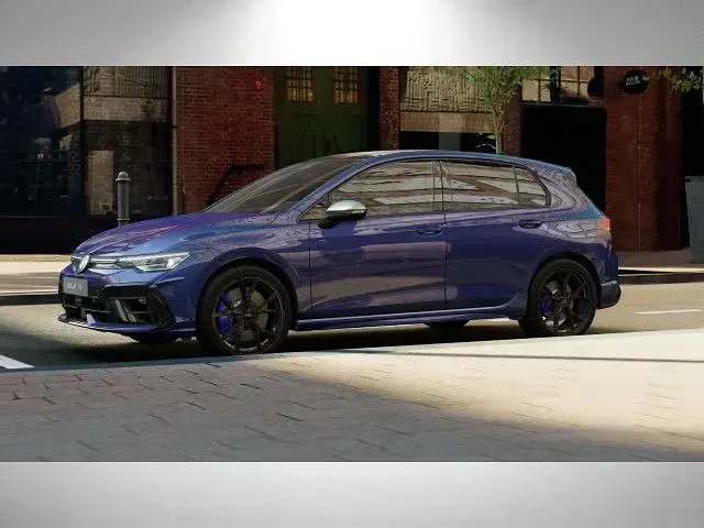 Neu VW Golf VIII R 333 PS (244 kW) 2026 Lapiz blue metallic Limousine