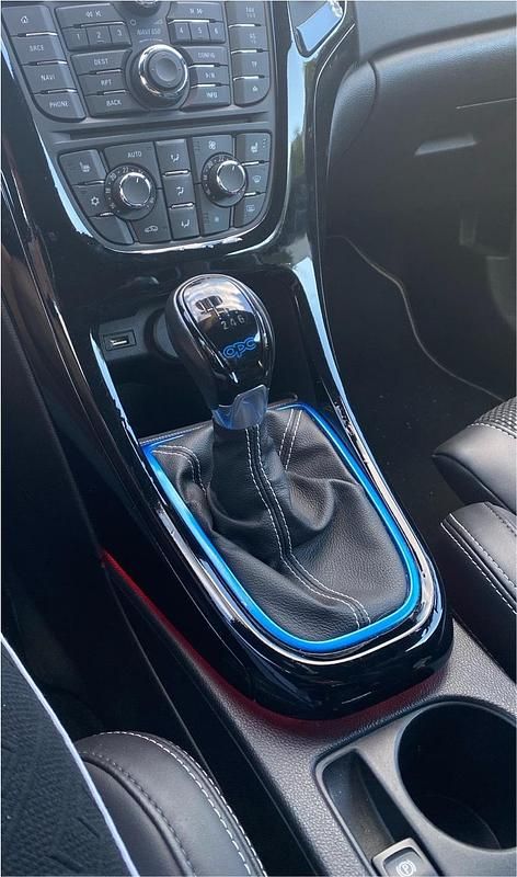 Gebraucht Opel Astra OPC 280 PS (205 kW) 2015 Weiß Coupé