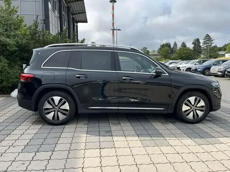 Gebraucht Mercedes EQB300 167 kW (228 PS) 2023 Schwarz SUV