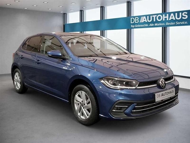 Gebraucht VW Polo Style 110 PS (80 kW) 2024 Blau Kleinwagen
