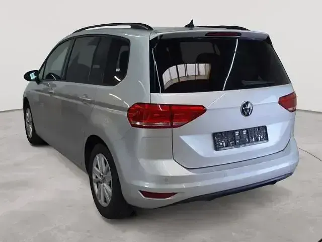 Gebraucht VW Touran Comfortline 2022 Andere Van / Kleinbus