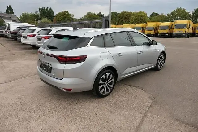 Gebraucht Renault Mégane IV Techno 116 PS (85 kW) 2024 Grau Limousine
