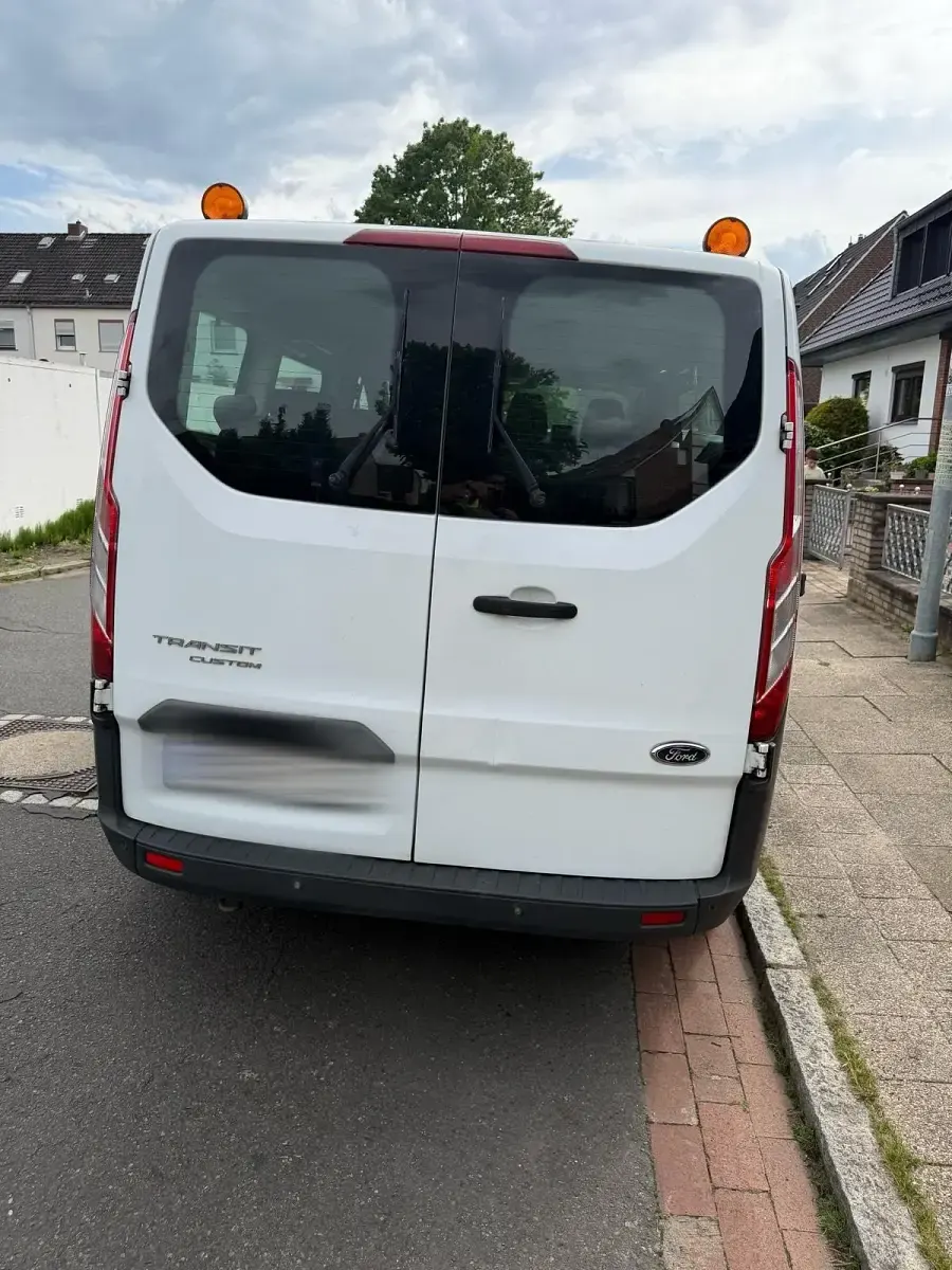 Gebraucht Ford Transit 106 PS (77 kW) 2016 Weiß Van / Kleinbus