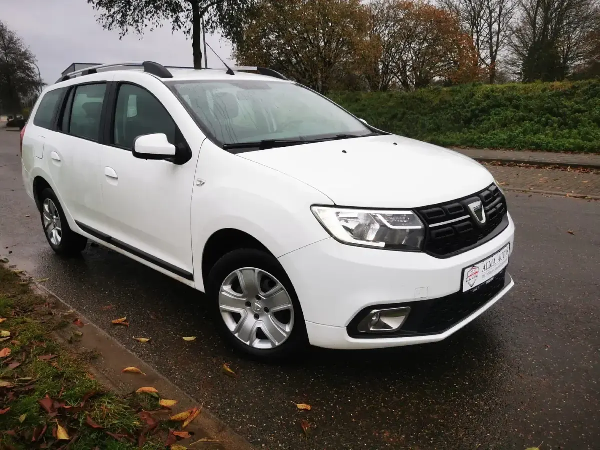 Second-hand Dacia Logan MCV 101 CP (74 kW) 2020 Alb Break