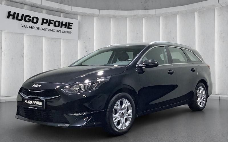 Schwarz Gebraucht 2023 Kia Ceed Sportswagon Vision Kombi | 19.590 € (Fairer Preis) - Bild 1/4