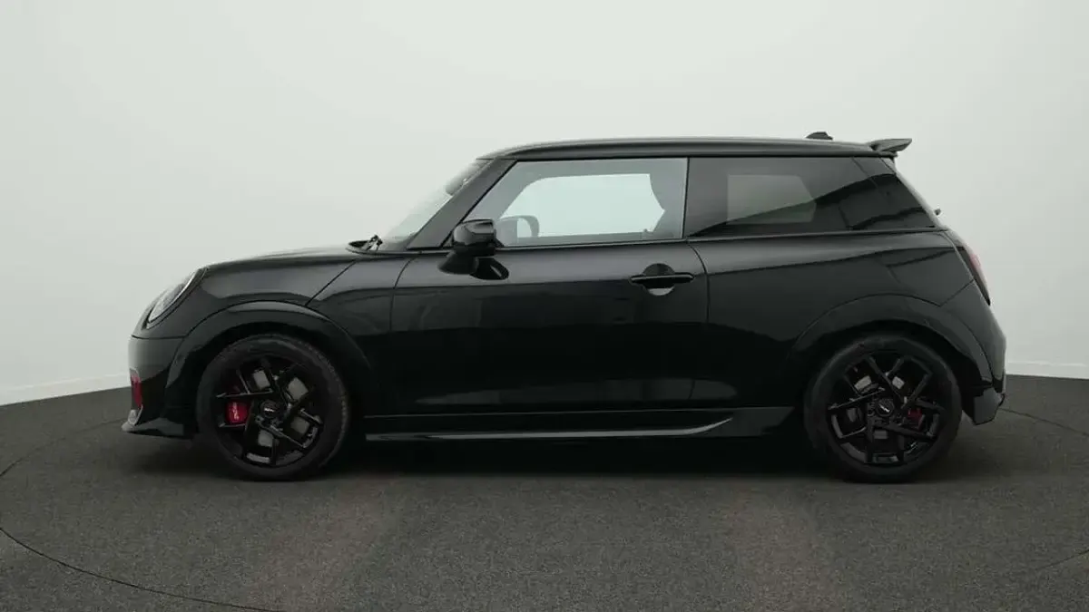 Gebraucht Mini John Cooper Works 231 PS (169 kW) 2025 Schwarz Kleinwagen