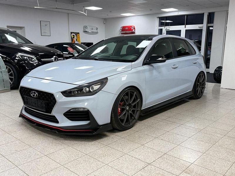 Blau Gebraucht 2018 Hyundai i30 N Performance Limousine | 20.999 € (Fairer Preis) - Bild 1/4