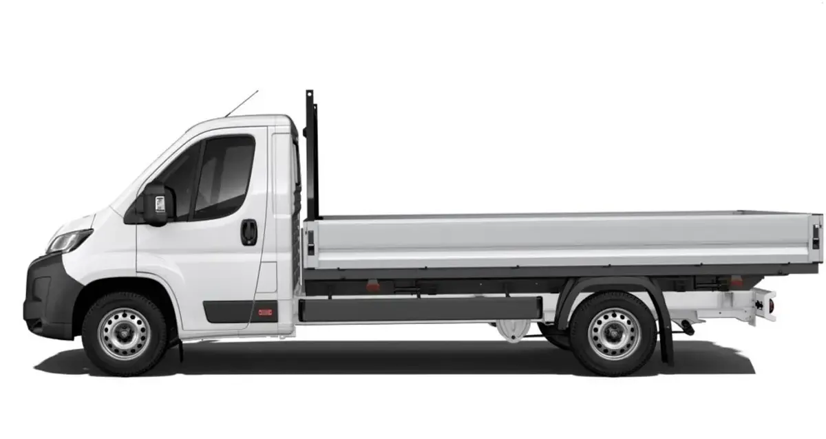 Neu Peugeot Boxer 179 PS (131 kW) 2026 Kaolin weiß Van