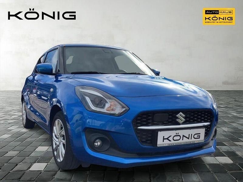 Gebraucht Suzuki Swift Comfort 83 PS (61 kW) 2023 Speedy blue metallic Kleinwagen