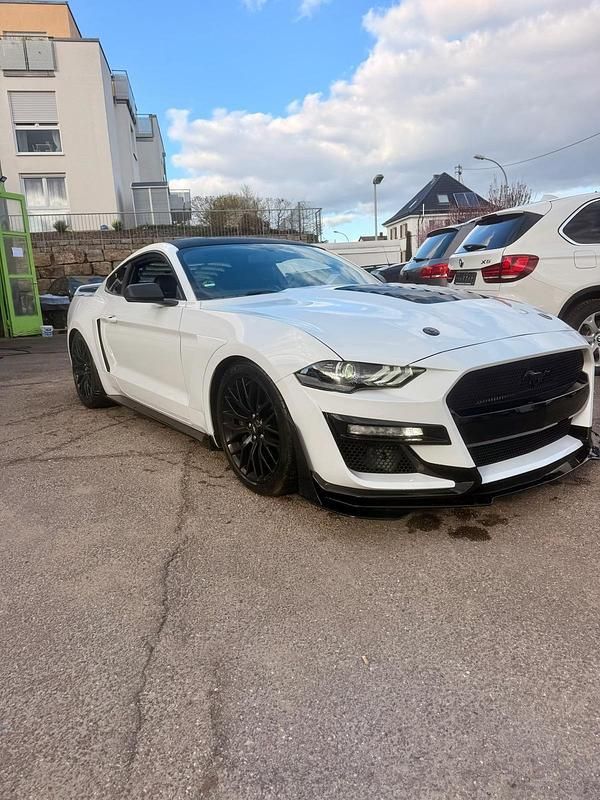 Gebraucht Ford Mustang 466 PS (342 kW) 2021 Weiß Coupé