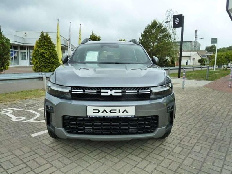 Gebraucht Dacia Bigster Expression 140 PS (102 kW) 2025 Schiefergrau SUV