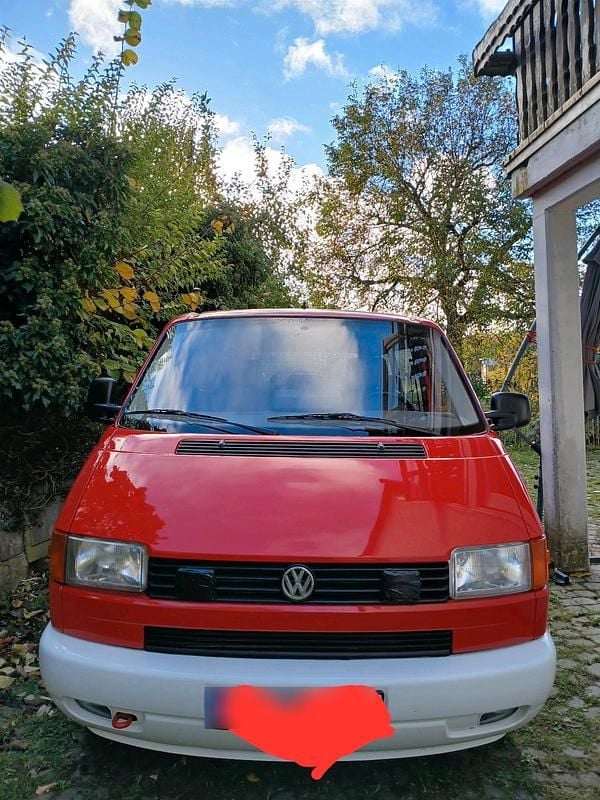 Gebraucht VW T4 102 PS (75 kW) 2000 Rot Van