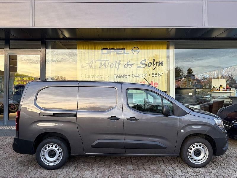 Gebraucht Opel Combo Basis 131 PS (96 kW) 2024 Grau Van / Kleinbus