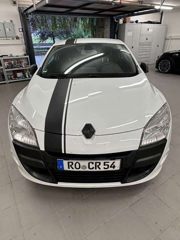 Gebraucht 2009 Renault Mégane Coupé Dynamique Coupé | 3.950 € - Bild 1/4