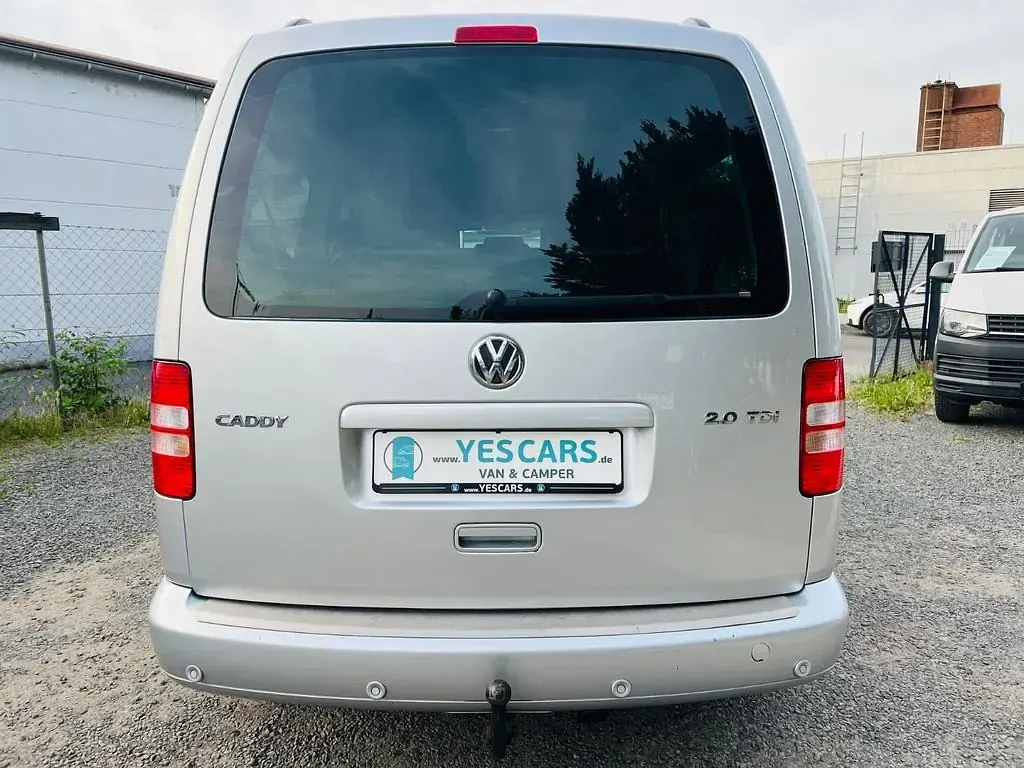 Gebraucht VW Caddy Maxi 140 PS (102 kW) 2011 Silber Van / Kleinbus
