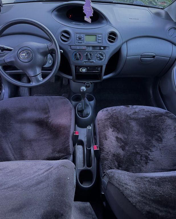 Gebraucht Toyota Yaris 65 PS (47 kW) 2005 Schwarz Limousine