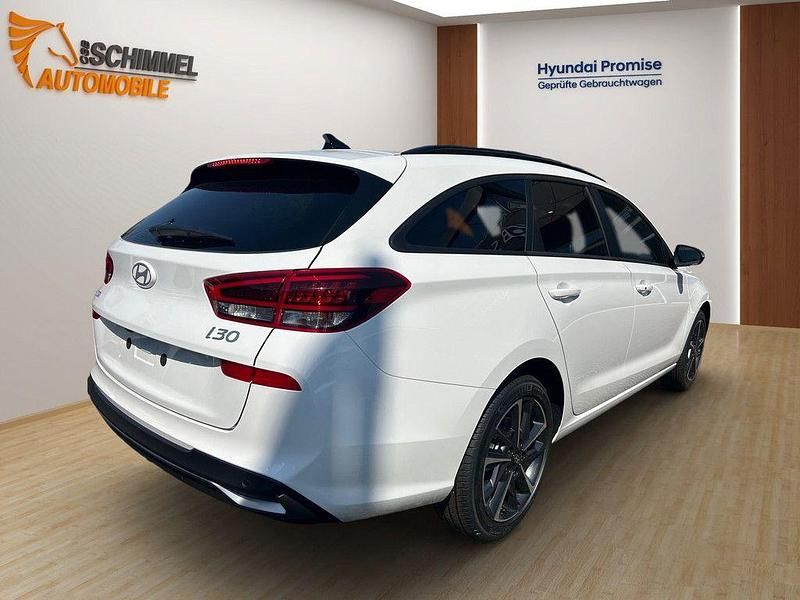 Gebraucht Hyundai i30 Advantage 101 PS (74 kW) 2024 Weiß Kombi