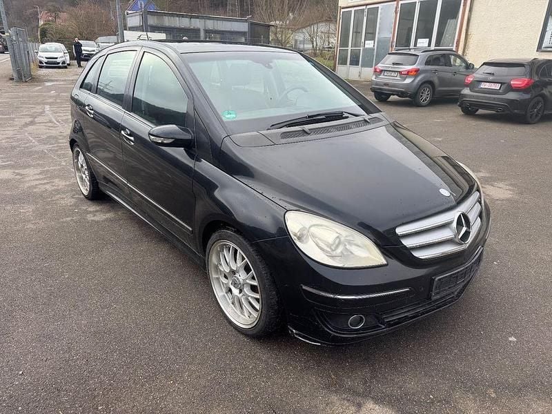 Schwarz Gebraucht 2005 Mercedes B200 Van / Kleinbus | 1.999 € (Guter Preis) - Bild 1/4