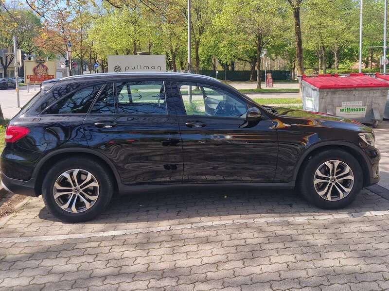Gebraucht Mercedes GLC220 170 PS (125 kW) 2017 Schwarz SUV
